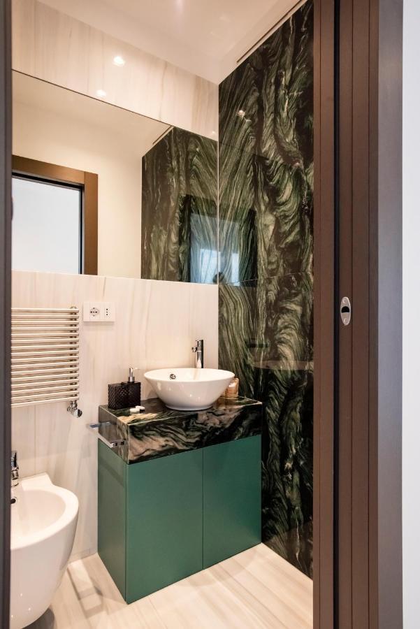 Gentile 46 Luxury Accomodation Apartment Bari Luaran gambar
