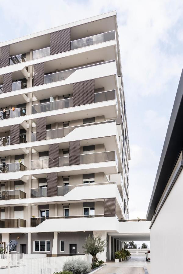 Gentile 46 Luxury Accomodation Apartment Bari Luaran gambar